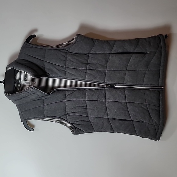 Marc New York Andrew Marc Quilted Vest White Women's SZ Medium - Picture 6 of 17